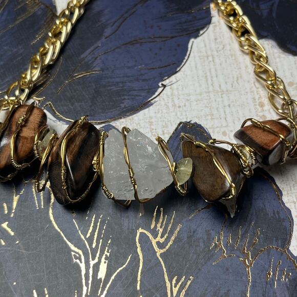 Vintage Gold Chain Brown Wood Bead and Clear Crystal Wire-Wrapped Necklace D1 - Picture 1 of 11